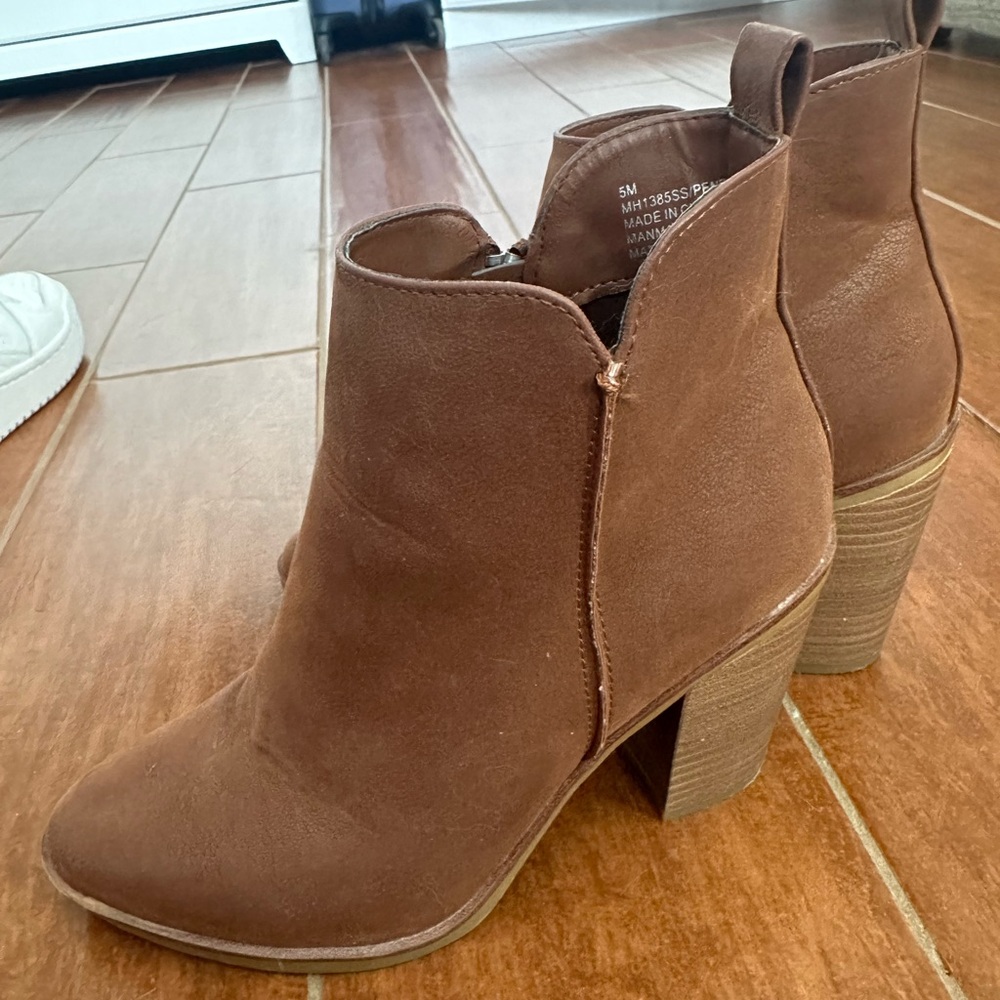MIA Booties Brown W5